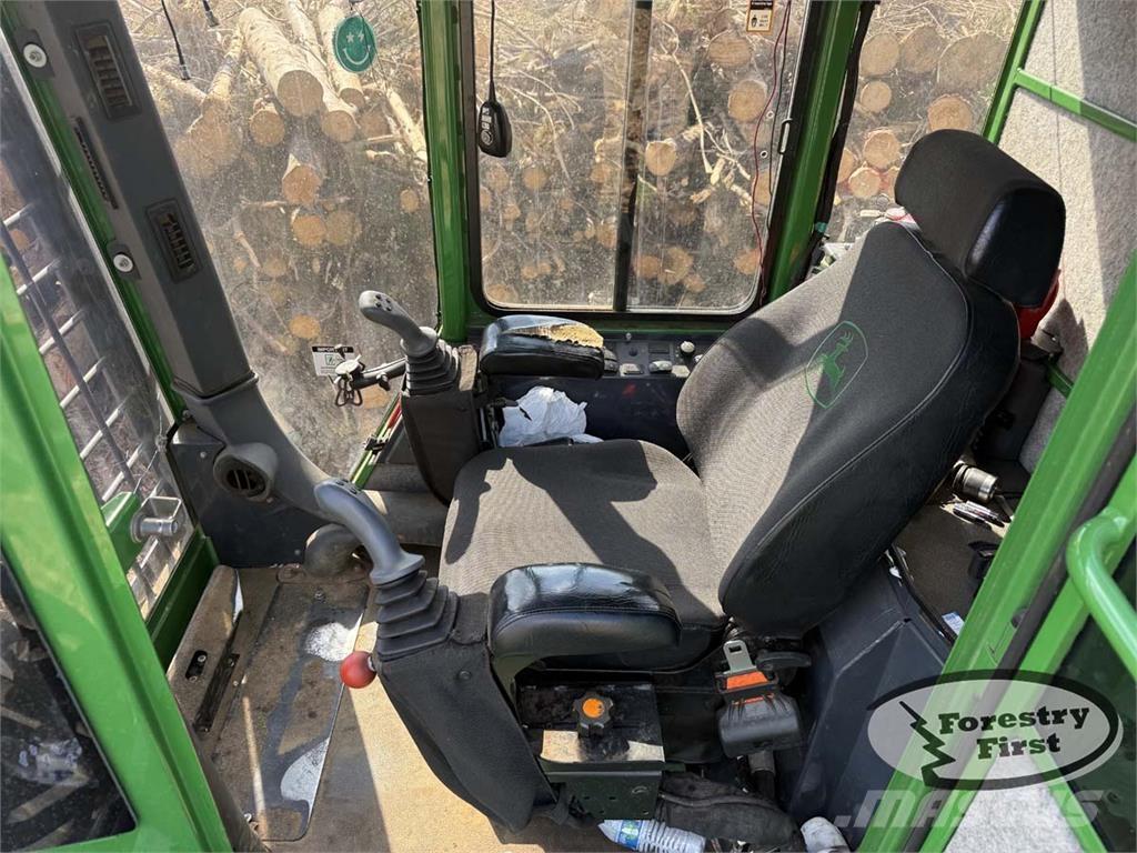 John Deere 437E Лісонавантажувачі