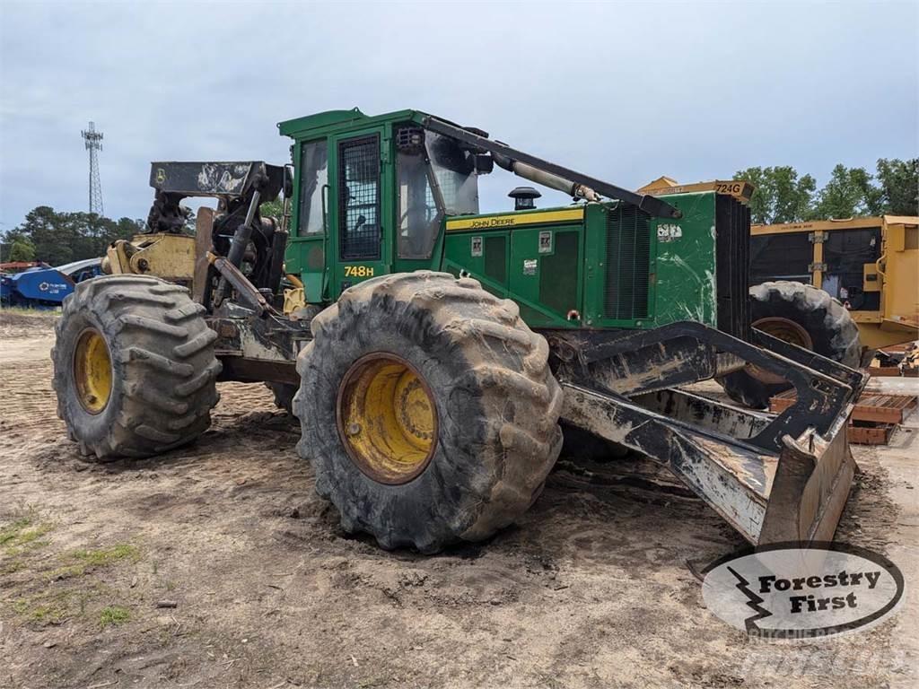 John Deere 748H Трельовочні трактора