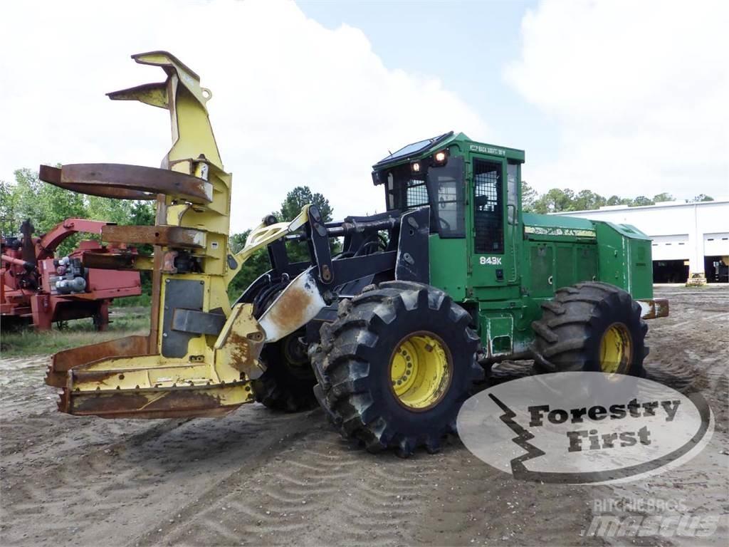 John Deere 843K Валочно-пакетувальні машини