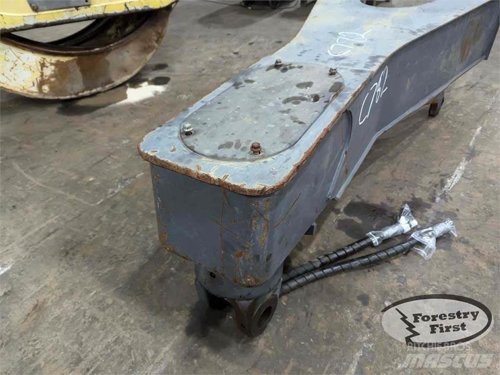 John Deere boom Бони і ковші
