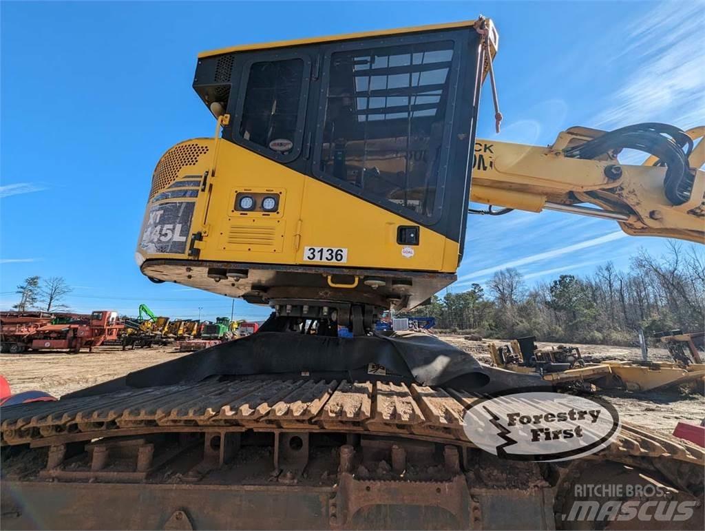 Komatsu XT445L-3 Валочно-пакетувальні машини