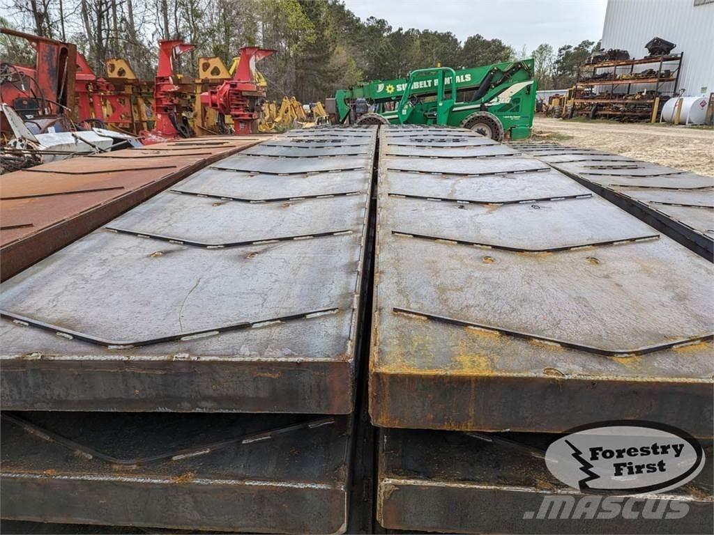  Mast 4' x 30' Лісозаготівельна техніка - Інші