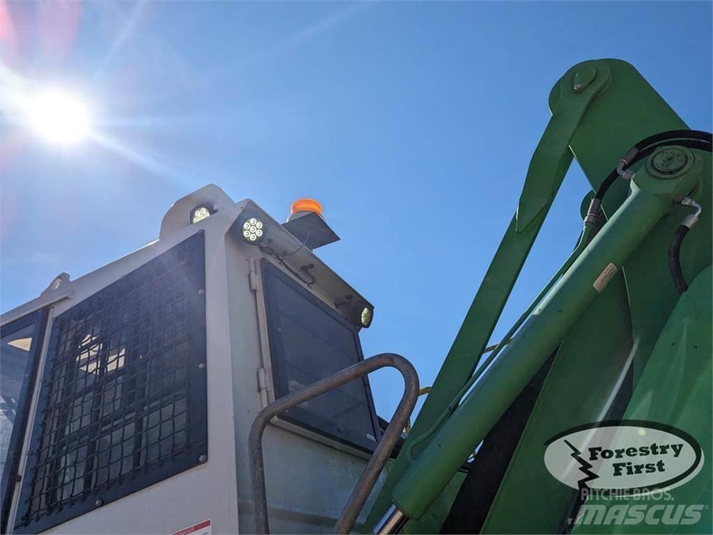 Sennebogen 830E Лісонавантажувачі