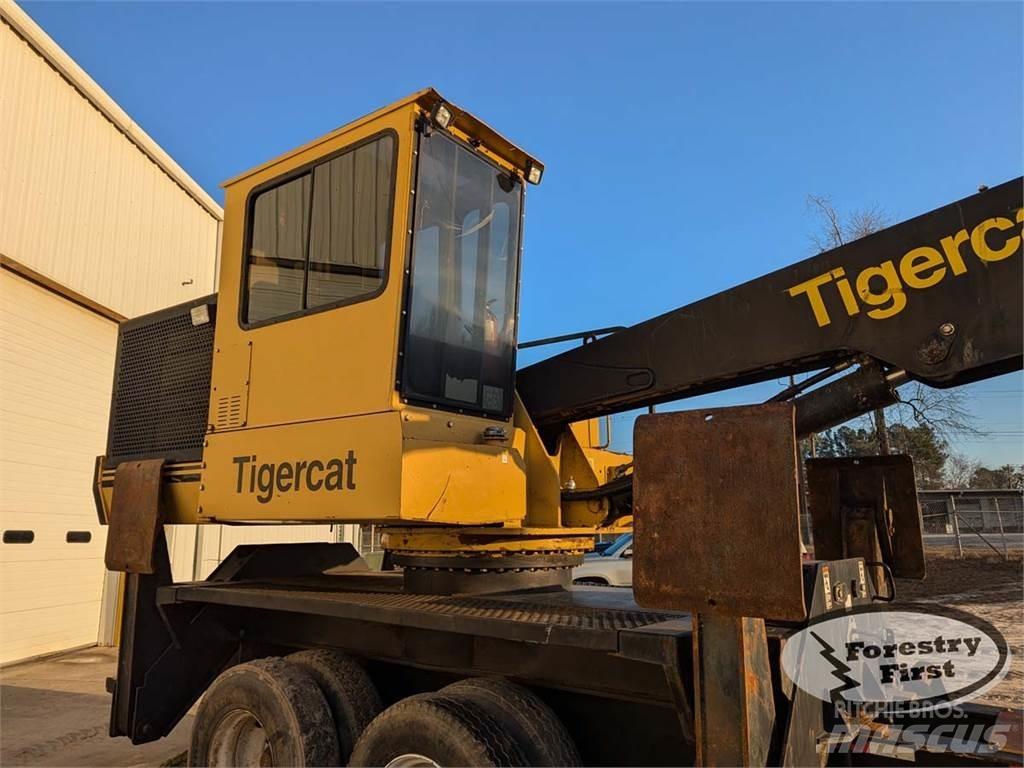 Tigercat 234 Лісонавантажувачі