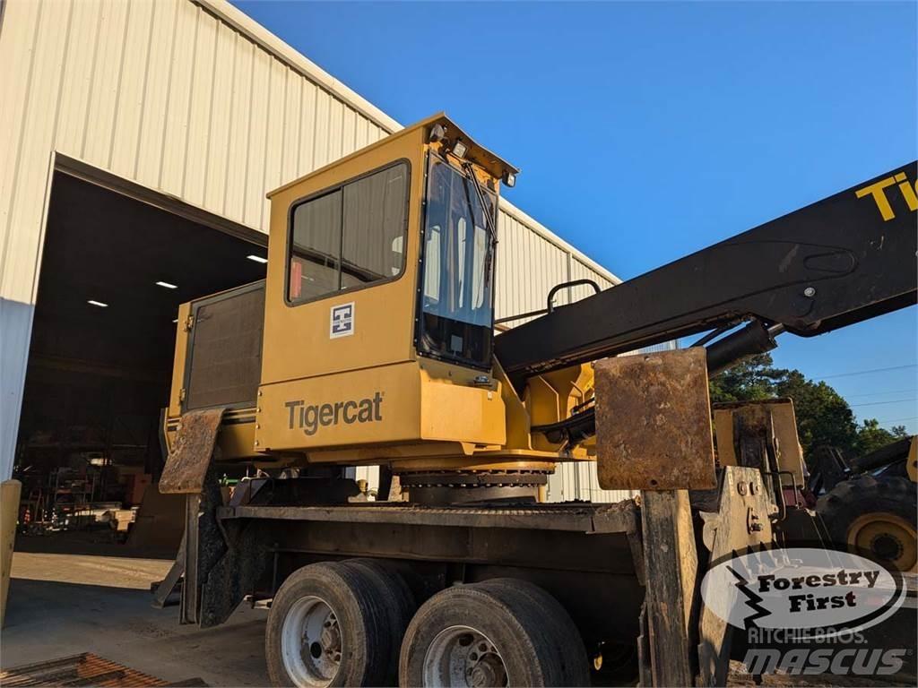 Tigercat 234B Лісонавантажувачі