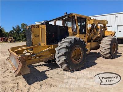 Tigercat 620E Трельовочні трактора