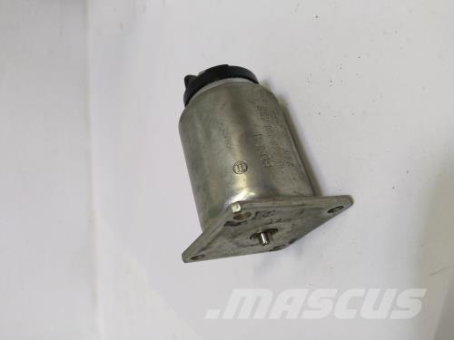 Valmet 840 Інше обладнання