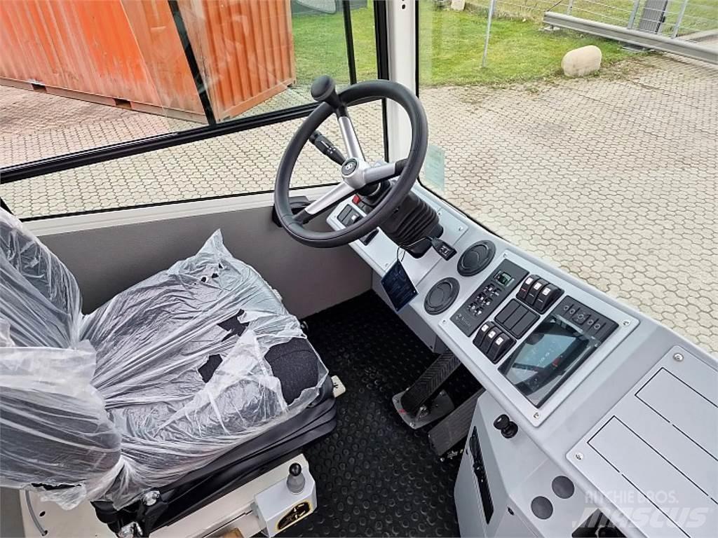 Mafi T230 Термінальні трактори