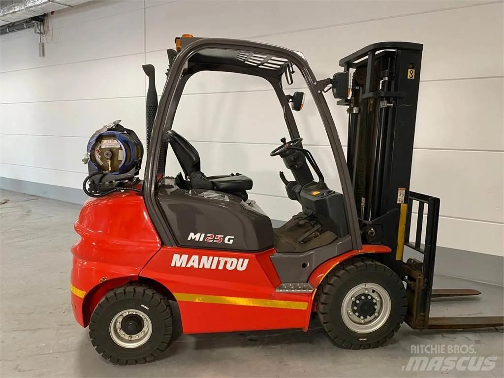 Manitou MI25G Газові навантажувачі