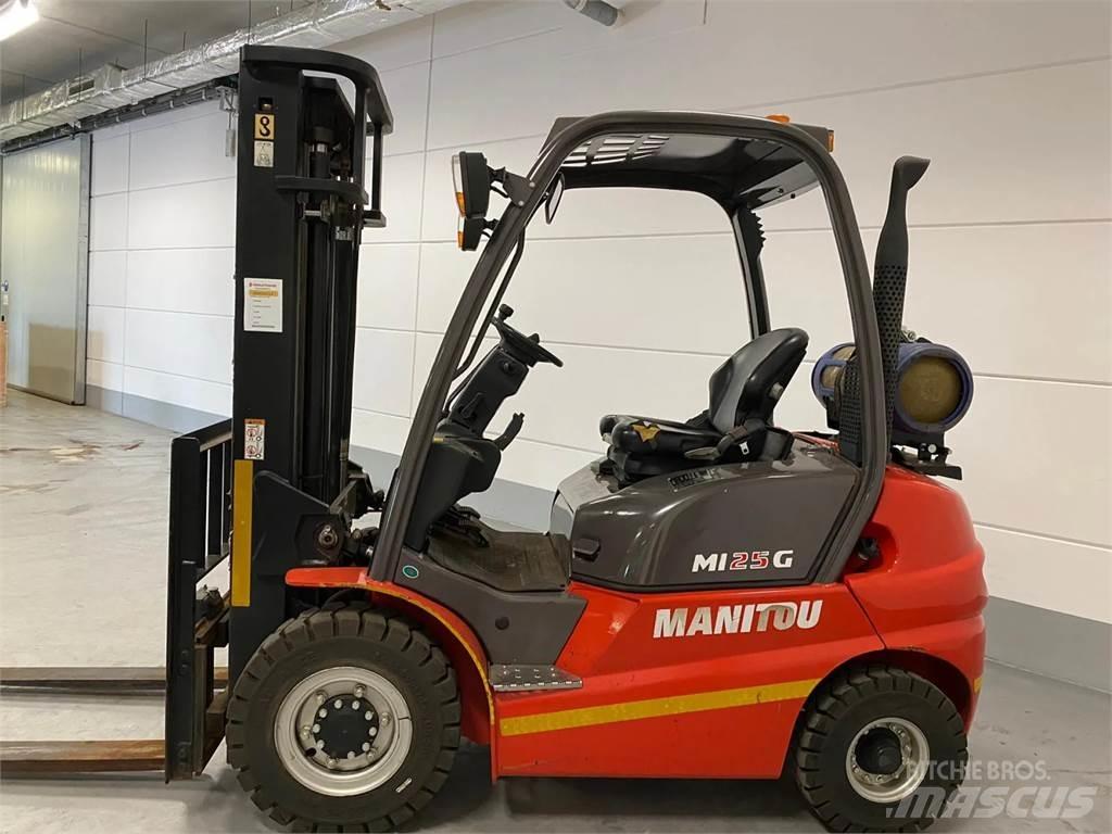 Manitou MI25G Газові навантажувачі