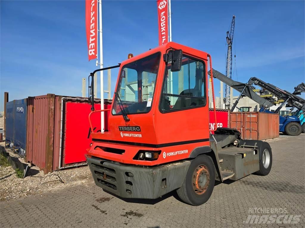 Terberg YT182 Термінальні трактори