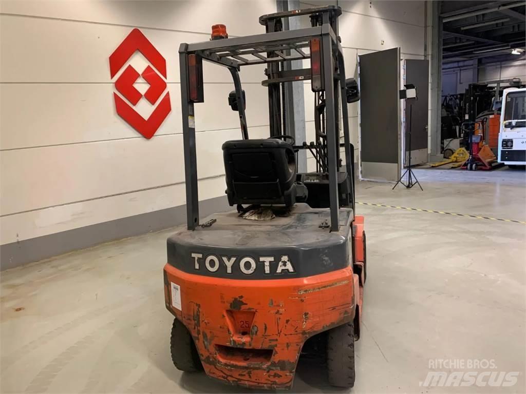Toyota 8FBN25 Електронавантажувачі