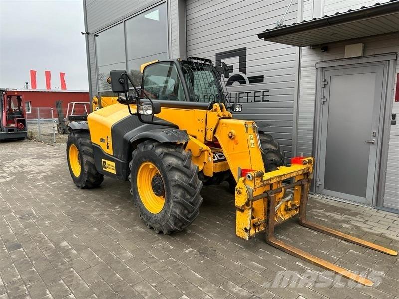 JCB 535-95 Телескопічні навантажувачі