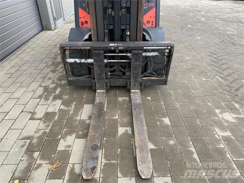 Linde H35D Дизельні навантажувачі
