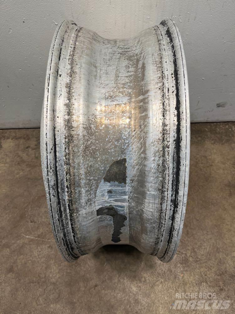 Alcoa  Шини
