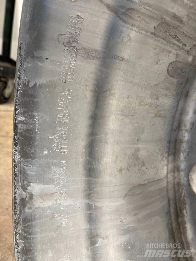 Alcoa  Шини