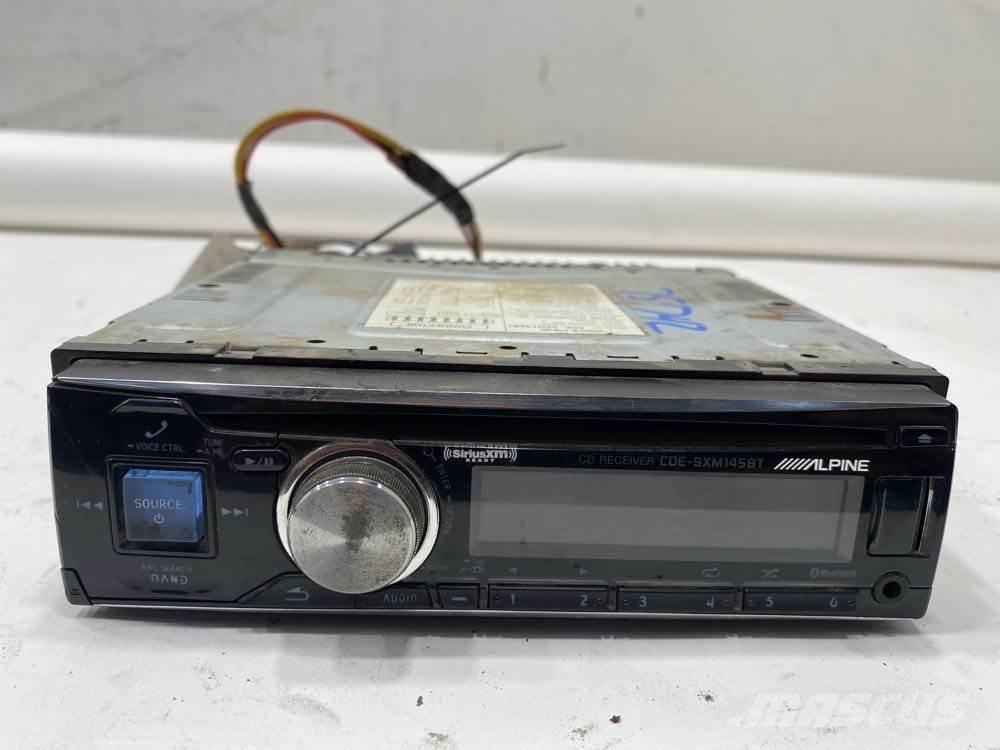  Alpine Електроніка