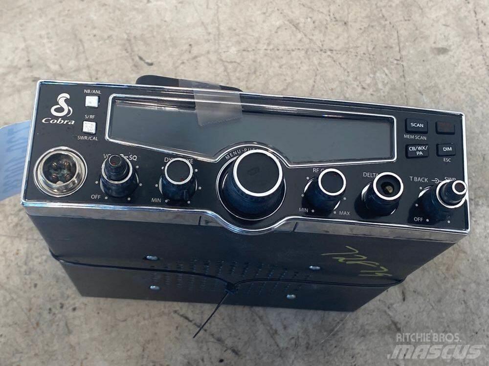 Cobra 29LX Електроніка