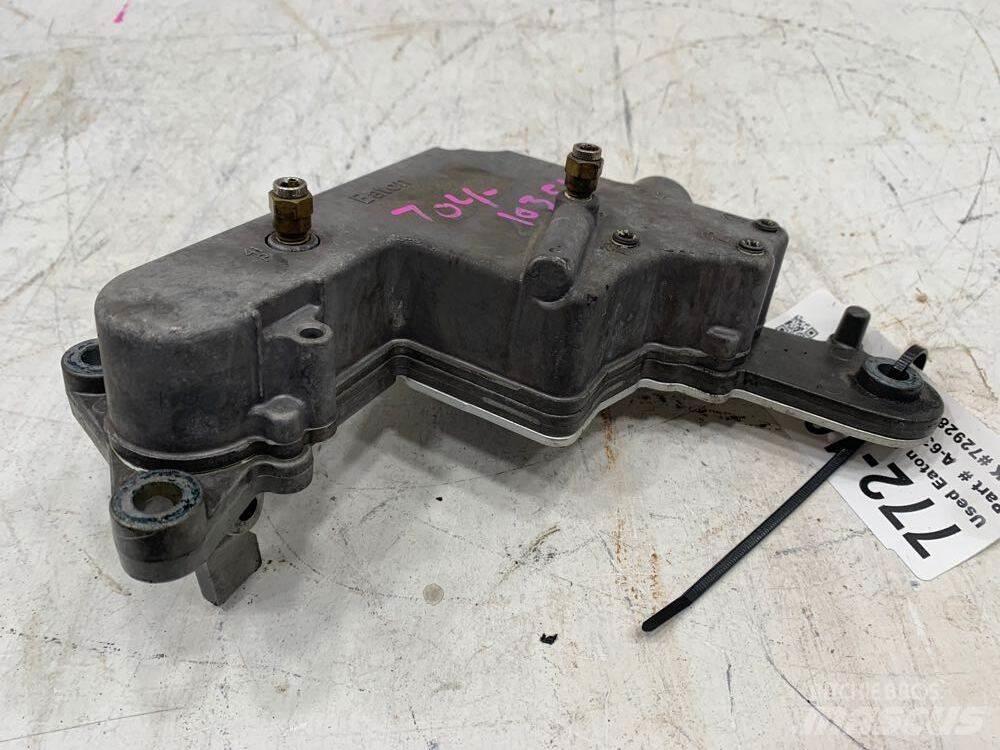 Eaton  Коробки передач