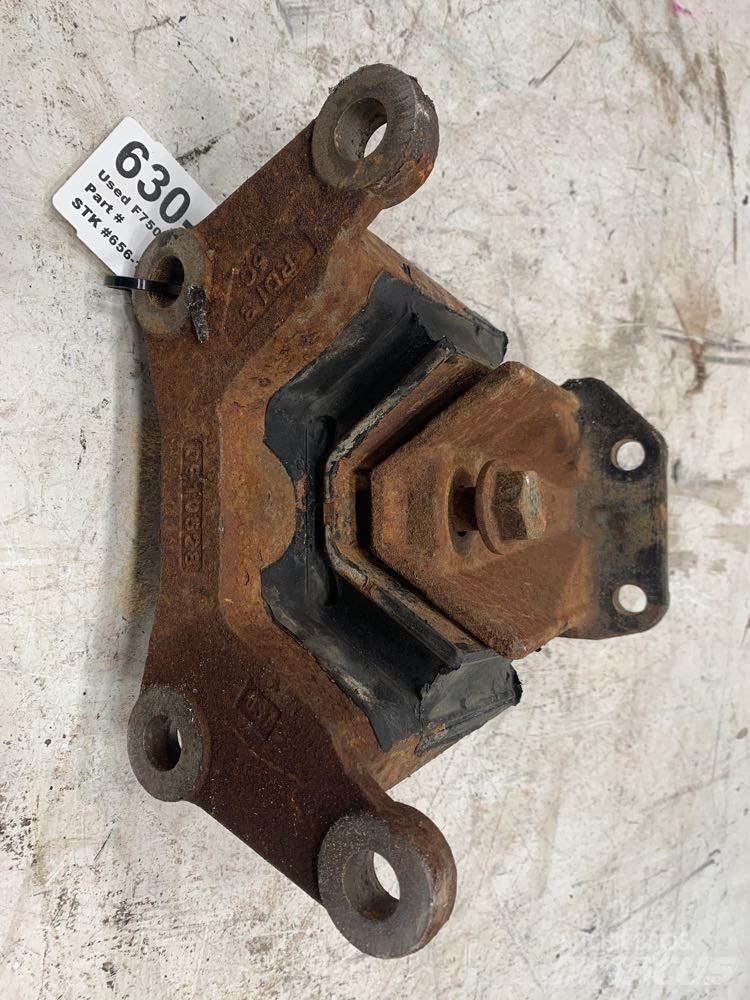Ford F750 Кабіни