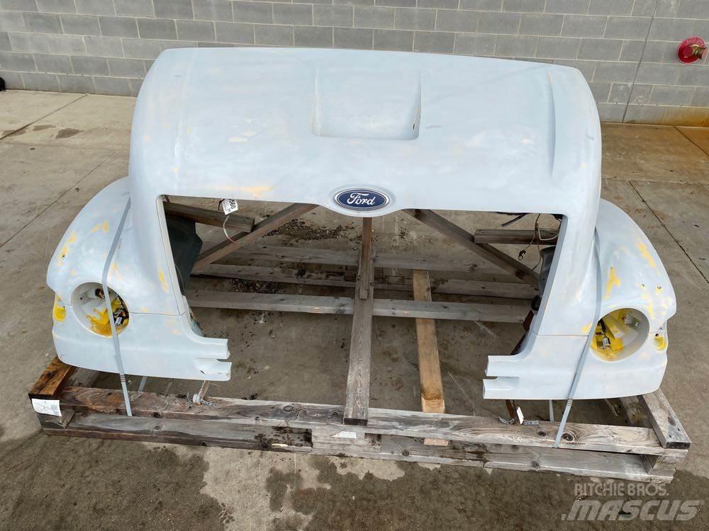 Ford L8501 Кабіни