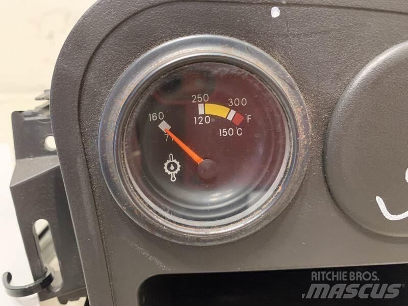 GMC C4500 Електроніка