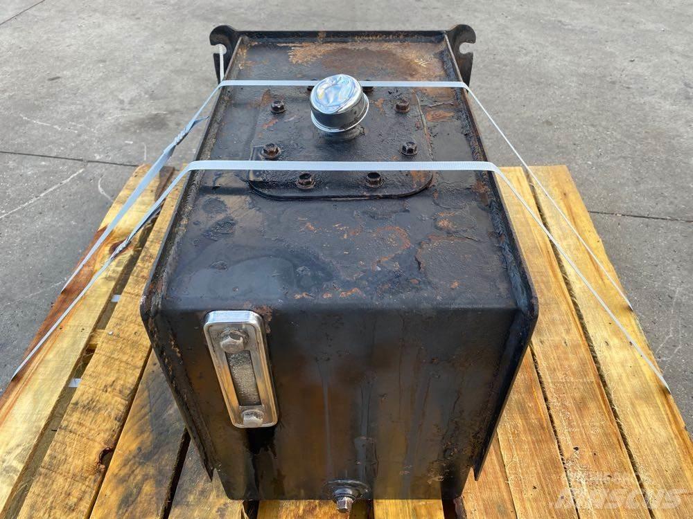 Mack CV713 Гідравліка