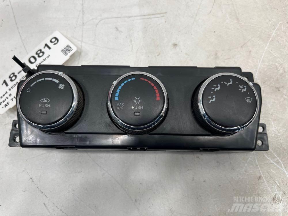 RAM 5500 Електроніка