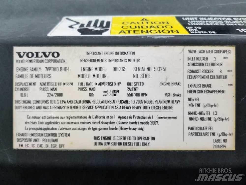 Volvo D11F Двигуни