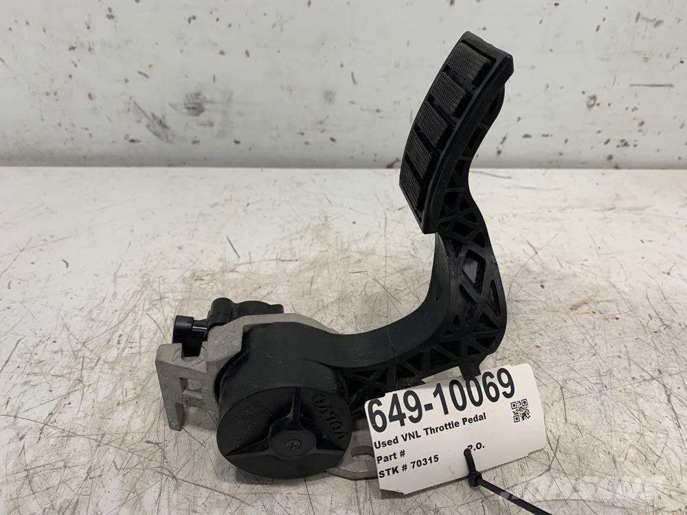 Volvo VNL Транспорт - Інші