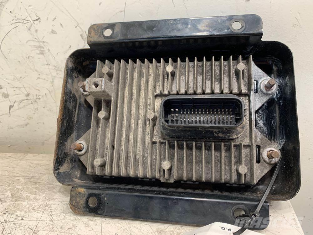 Volvo VNL Транспорт - Інші