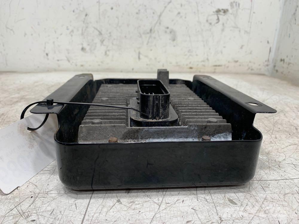 Volvo VNL Транспорт - Інші