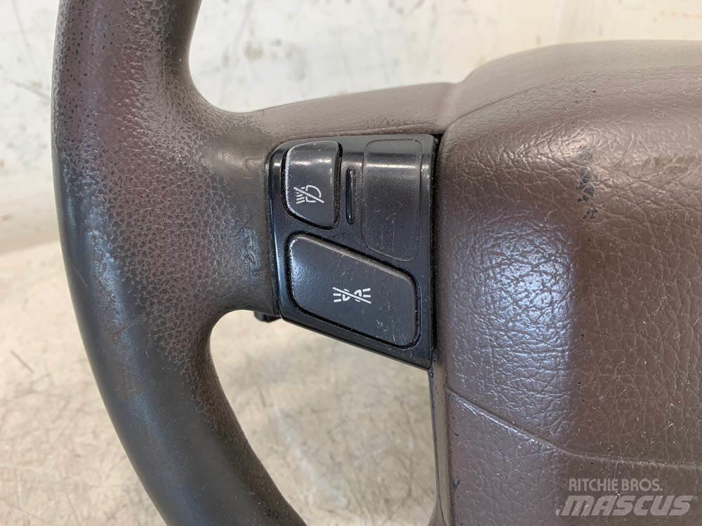 Volvo VNL Транспорт - Інші
