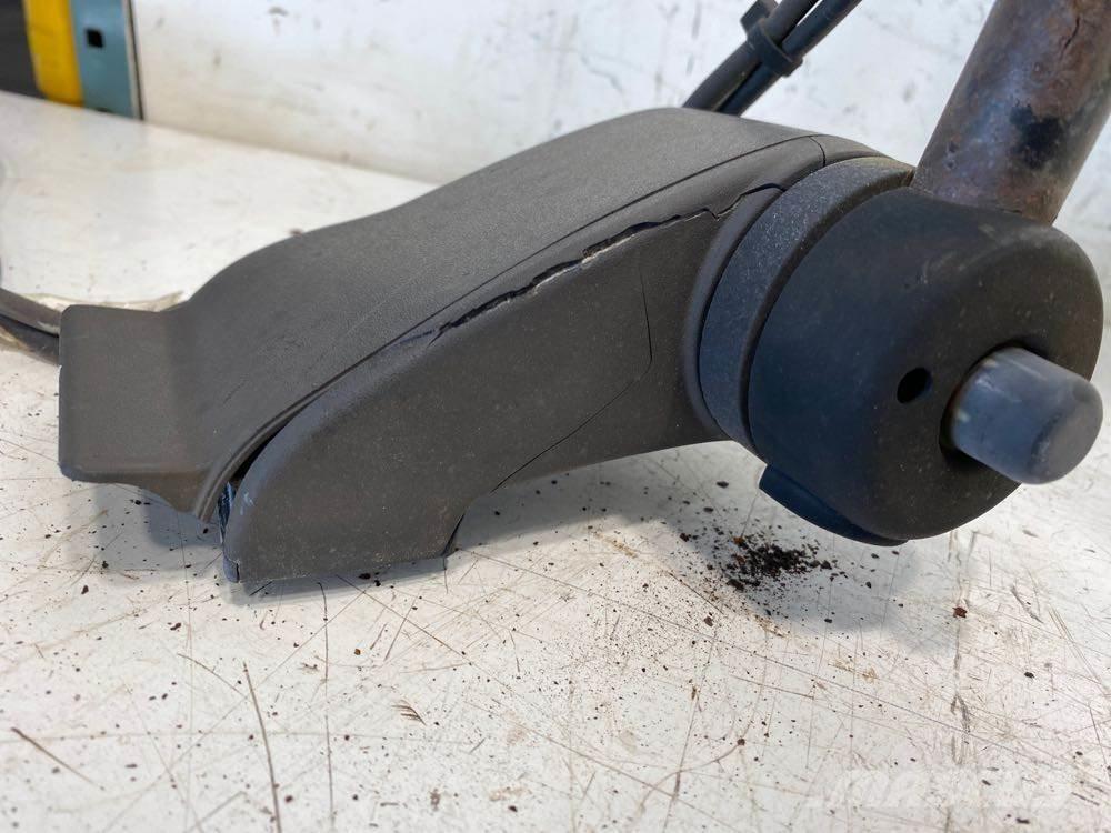 Volvo VNL Транспорт - Інші