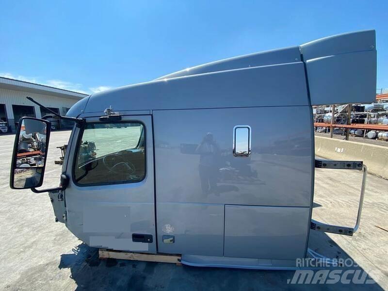 Volvo VNL Кабіни