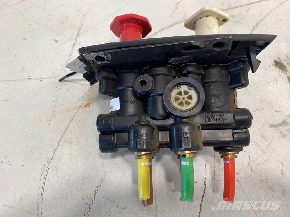 Volvo VNL Транспорт - Інші