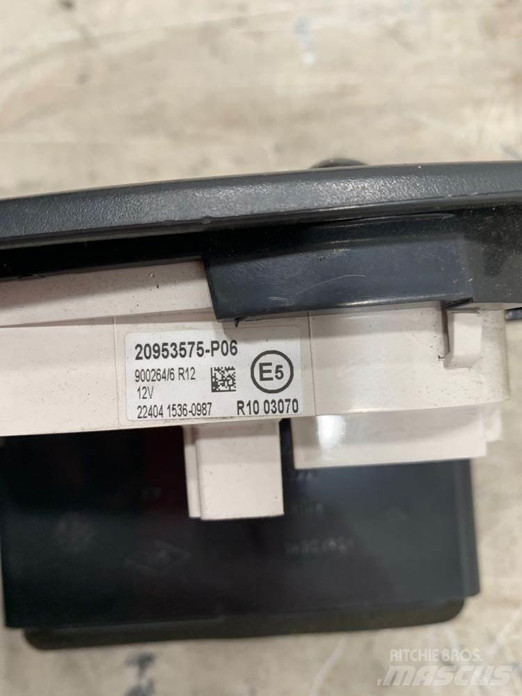 Volvo VNL Електроніка