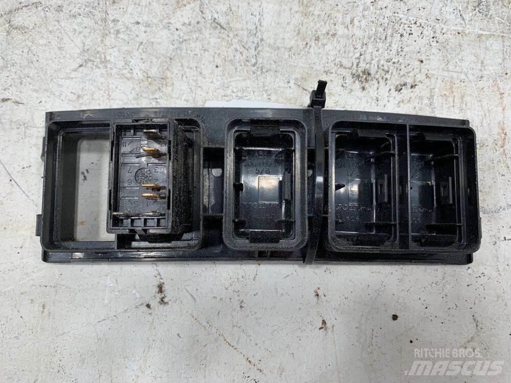 Volvo VNL Електроніка