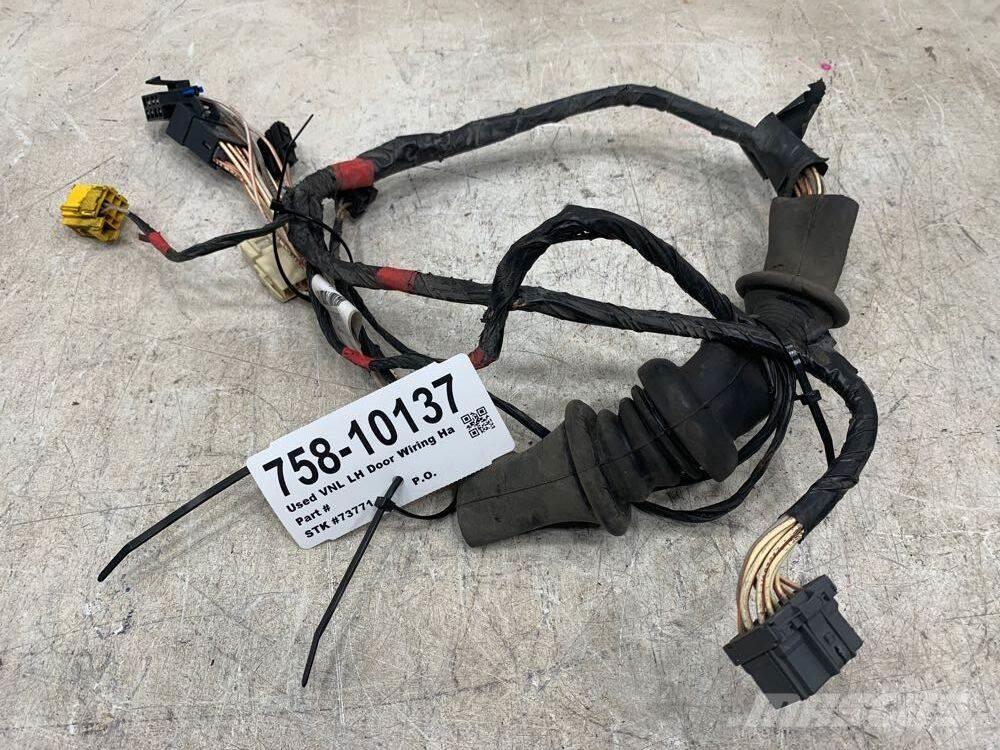 Volvo VNL Транспорт - Інші