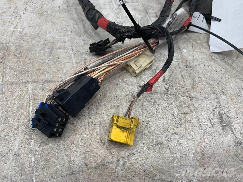 Volvo VNL Транспорт - Інші