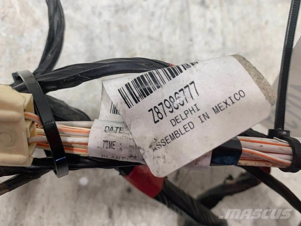 Volvo VNL Транспорт - Інші