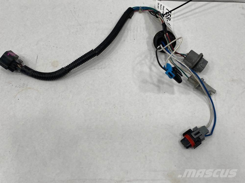 Volvo VNL Транспорт - Інші