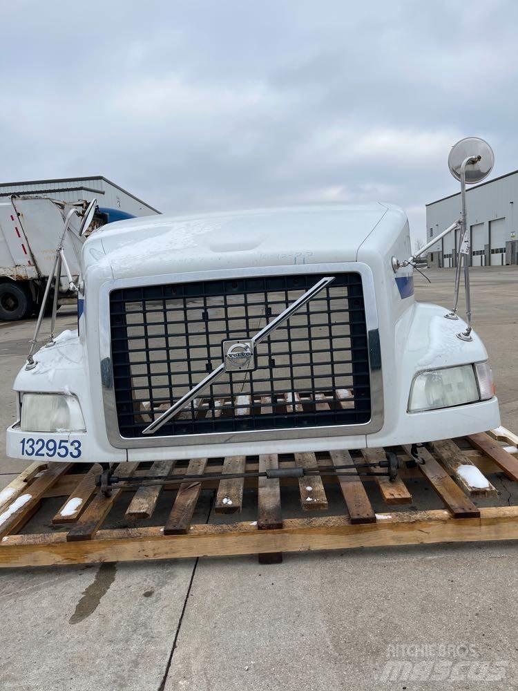 Volvo VNM Кабіни