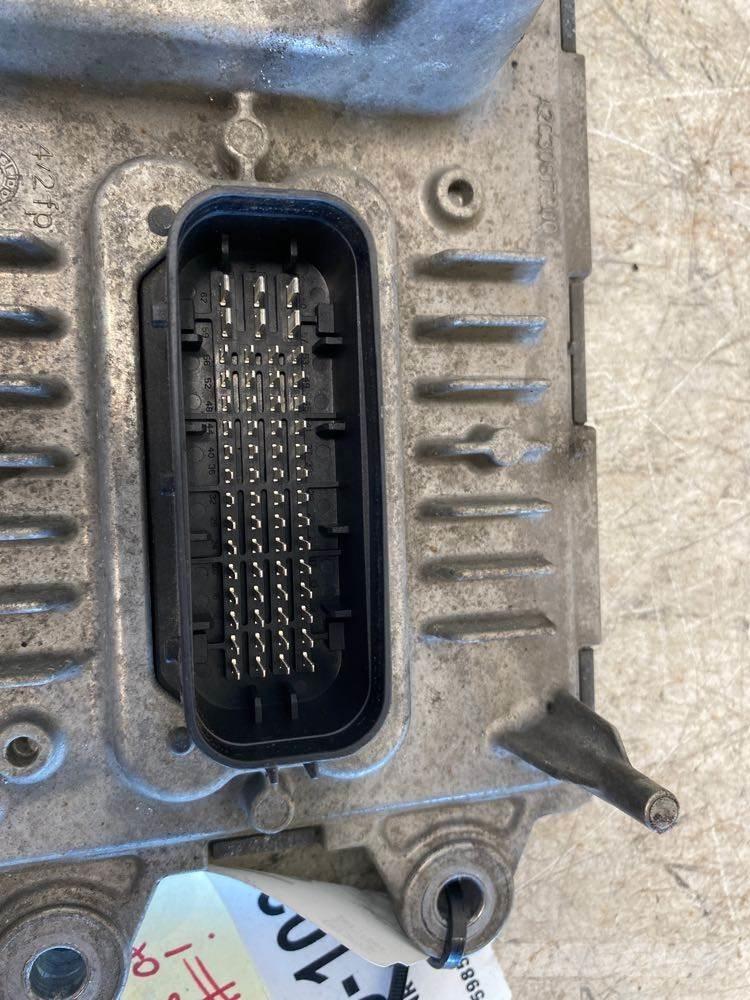 Volvo VNR Транспорт - Інші