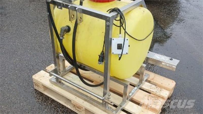  - - - Sprøjte Причіпні обприскувачі