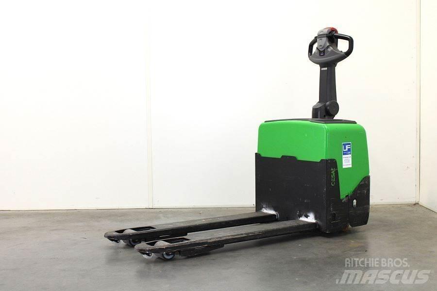 Cesab P113 Штабелери