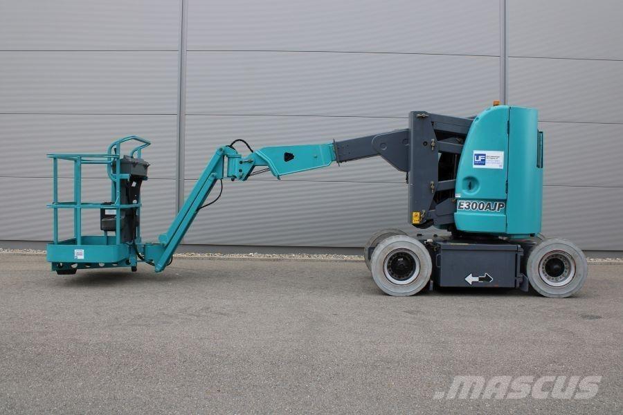 JLG E 300 AJP Колінчаті підйомники