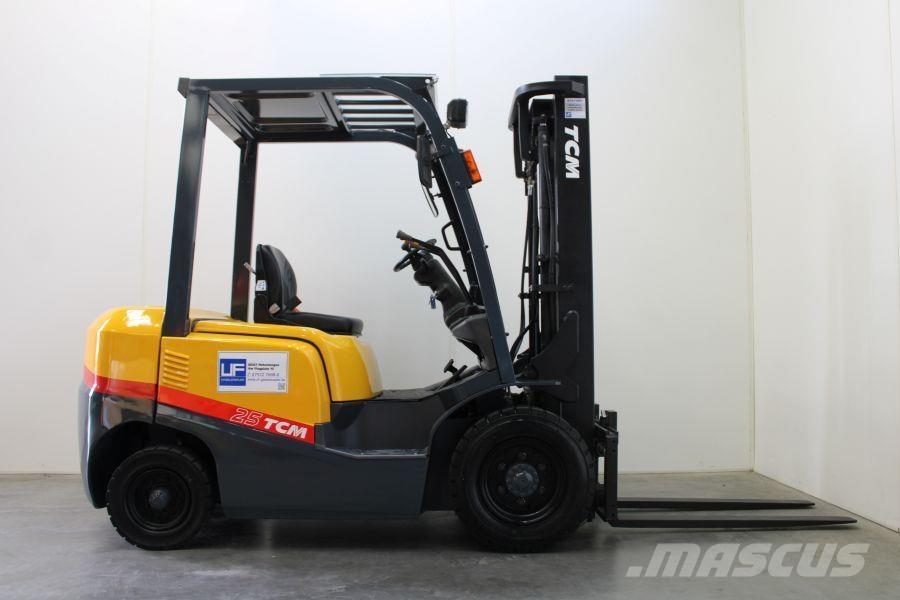 TCM FD 25 T 3 Дизельні навантажувачі