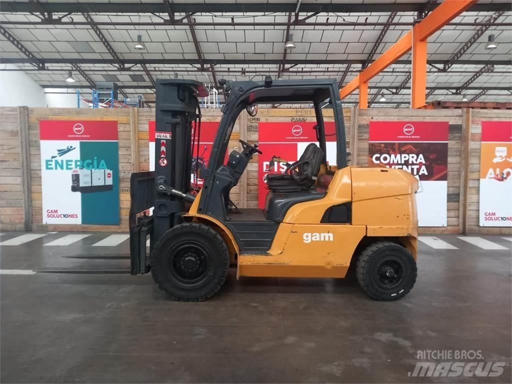 CAT DP45NTD Дизельні навантажувачі