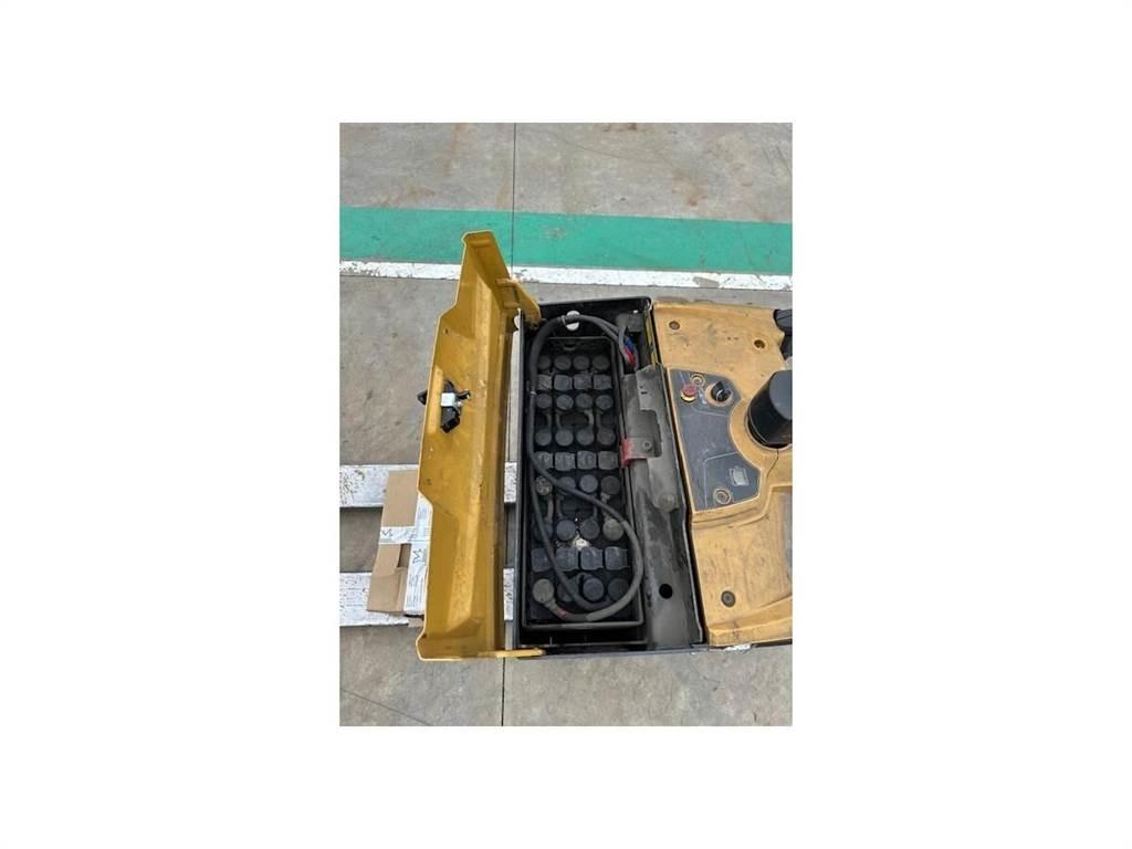 CAT NPV20N2 Штабелери